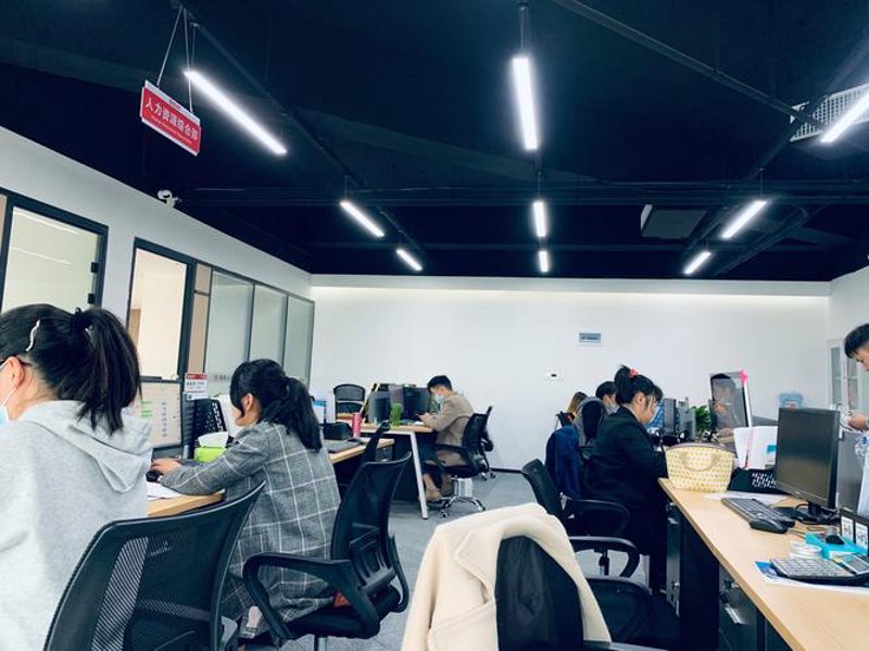 企业成长路上的得力助手：人力资源外包的价值探索
